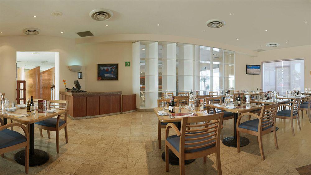 Fiesta Inn Mexicali Nhà hàng bức ảnh